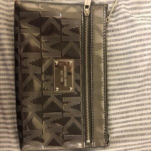 MK wallet!
